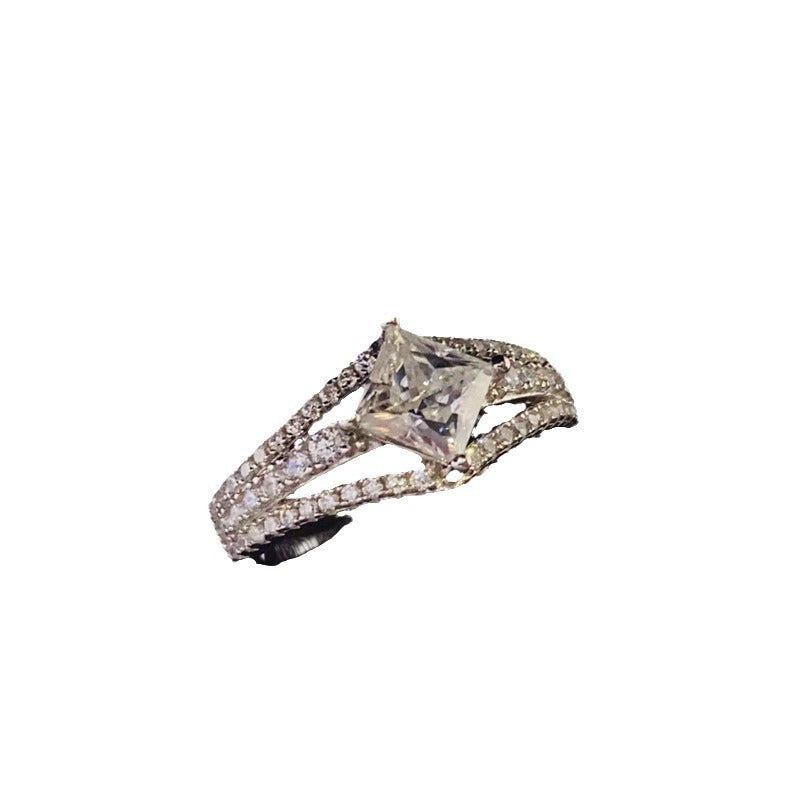 1 Karat Princess Square Moissanite Diamond Ring