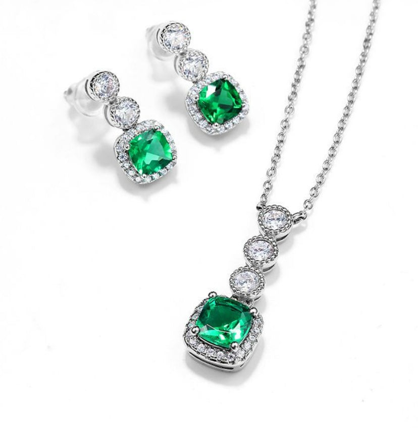 Emerald Pendant 1 Karat Recycled S925 Silver Plating